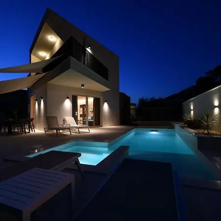 Vila Abyss